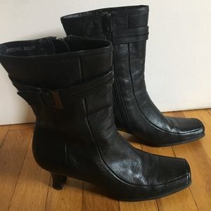 Kenneth Cole 'Reaction Womens Boots Black size 7